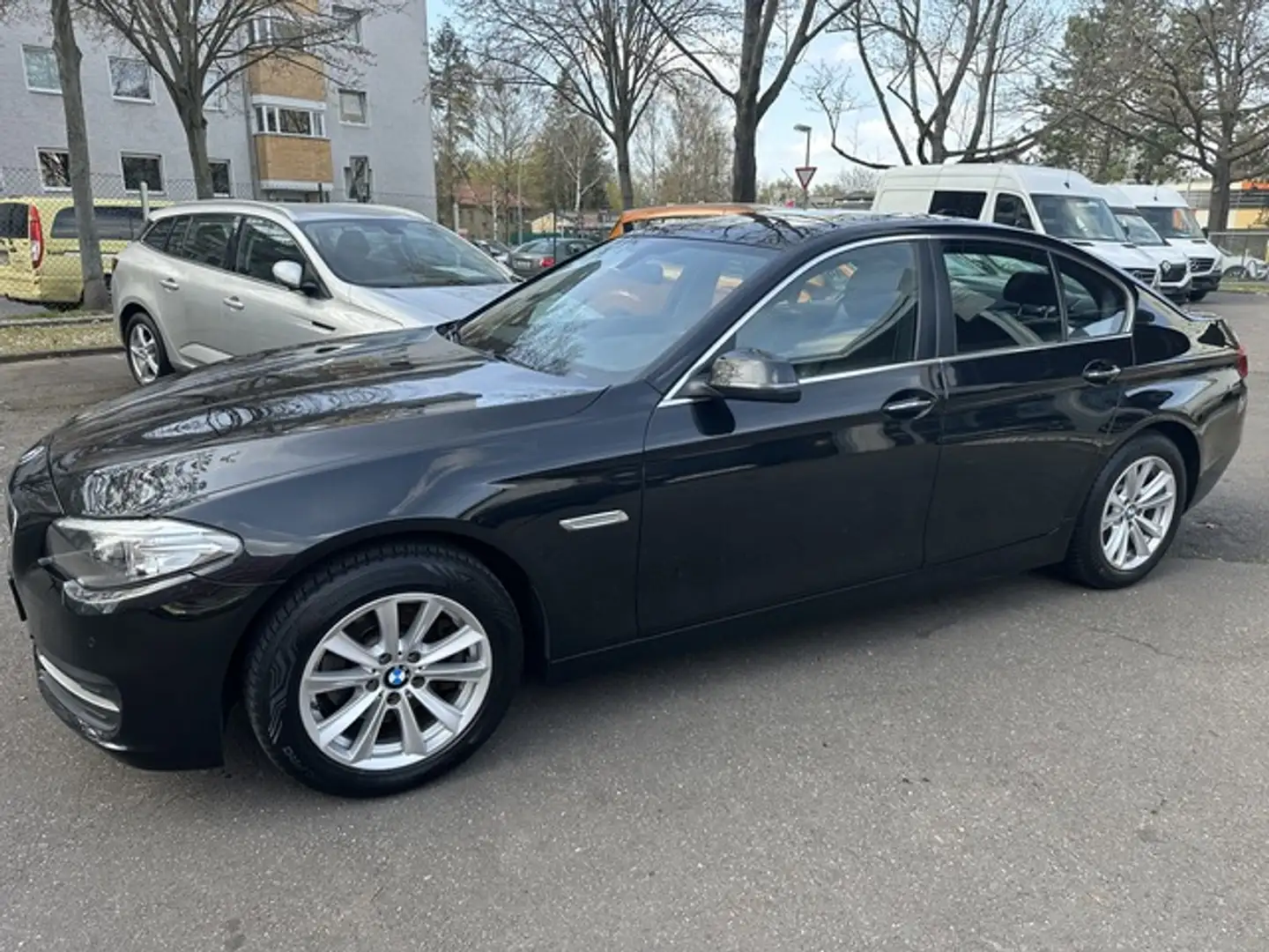 BMW 520 dA F10 *LEDER*NAVI*EGSD*AMBIENTE LICHT*HIFI* Noir - 2
