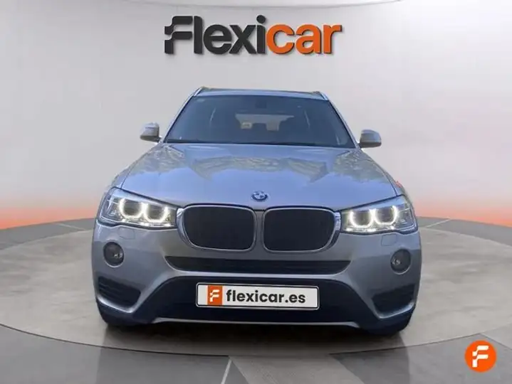 BMW X3 2016, foto 2