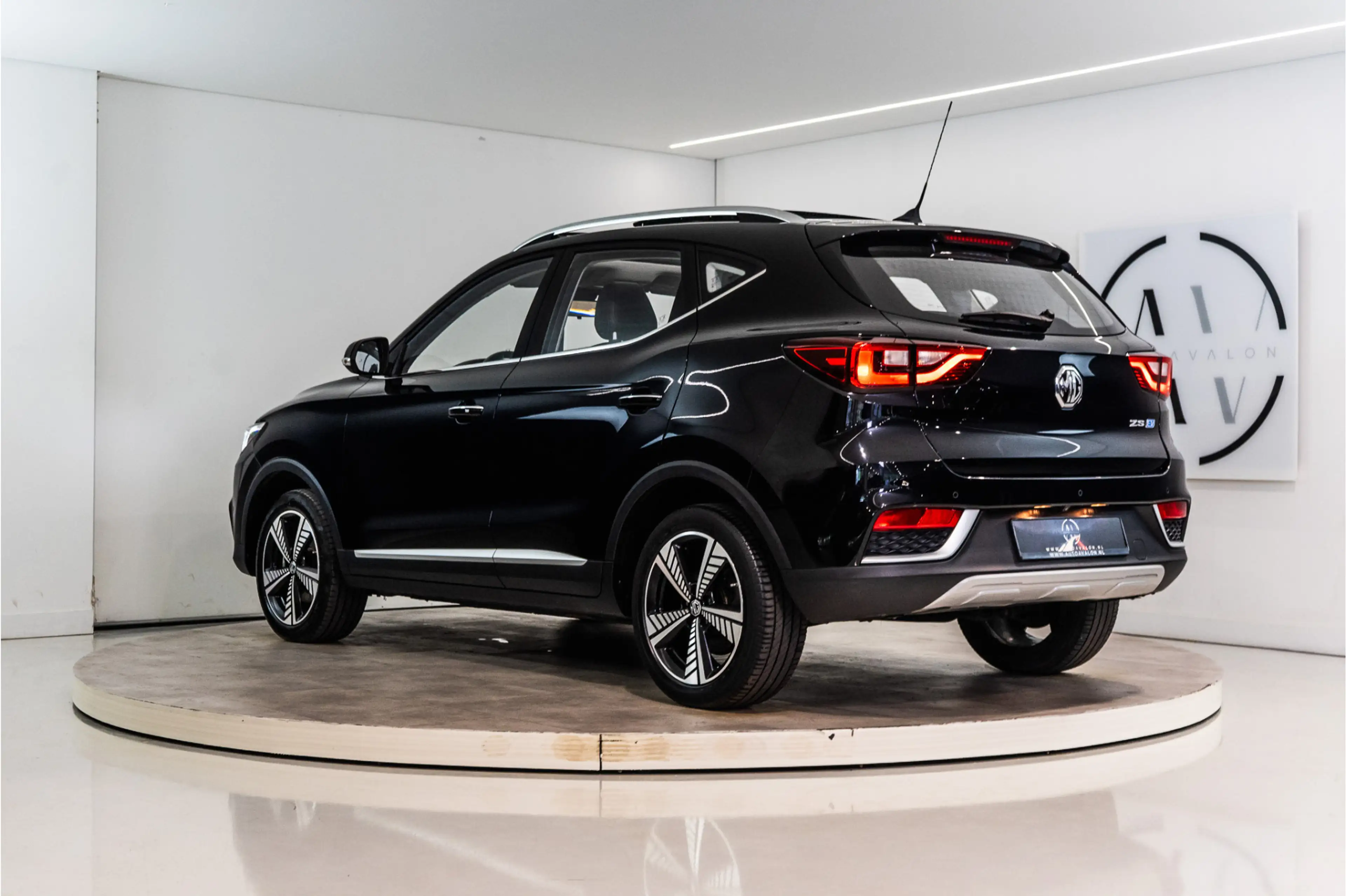 MG ZS MG EV Luxury 45 kWh 143PK | Panoramadak | Keyless — photo 3