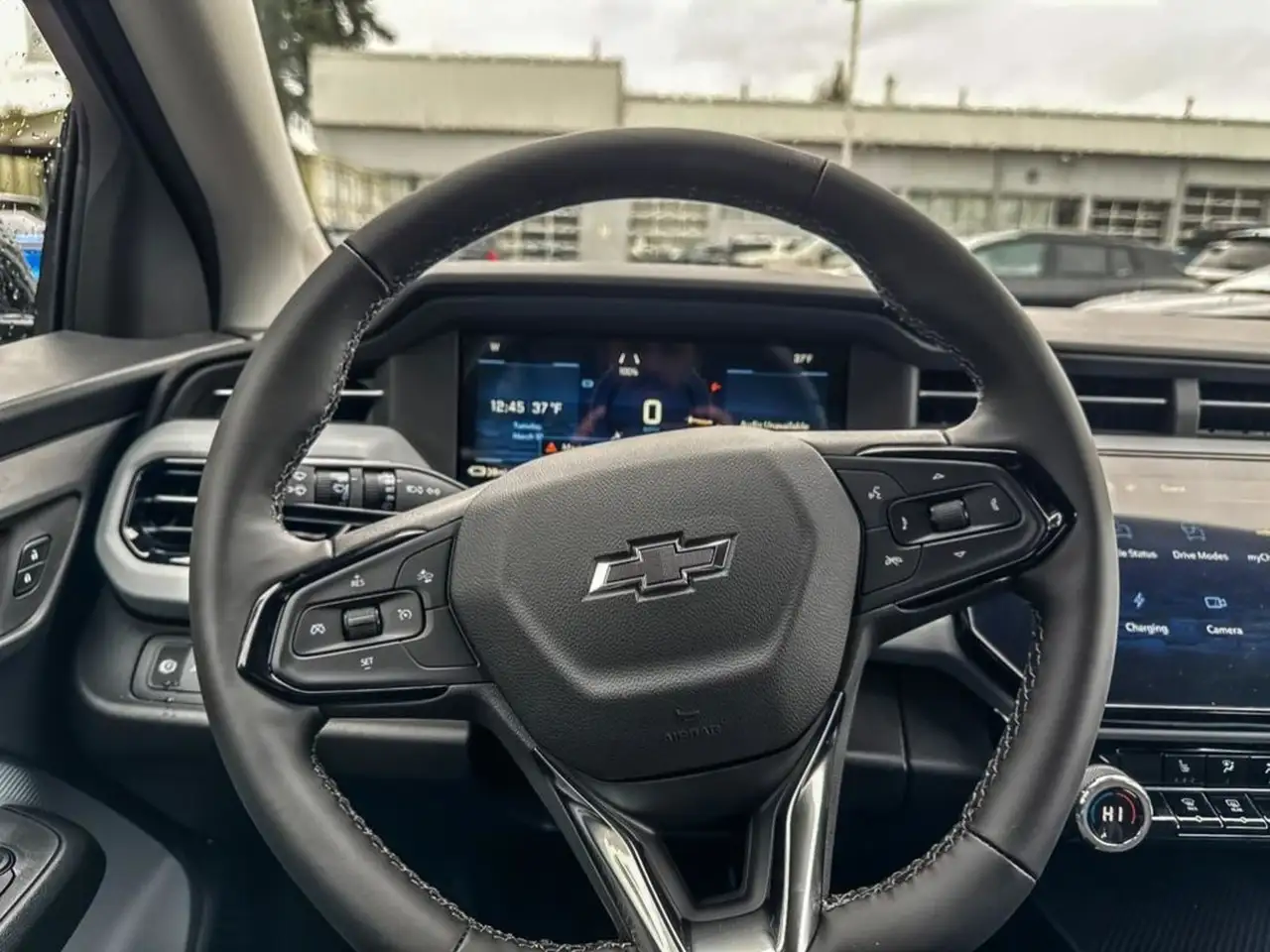 Chevrolet Bolt снимка Chevrolet Bolt
