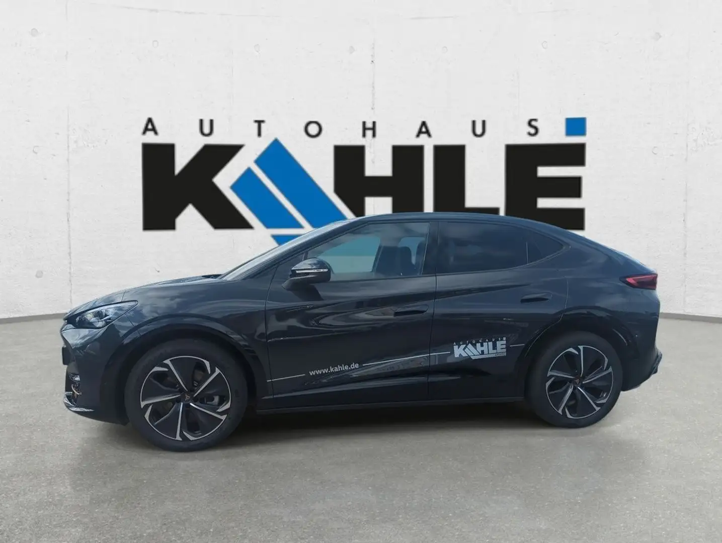 CUPRA Tavascan VZ 4Drive Navi vorb. AHK LED DCC SHZ Klima RFK App Grau - 1