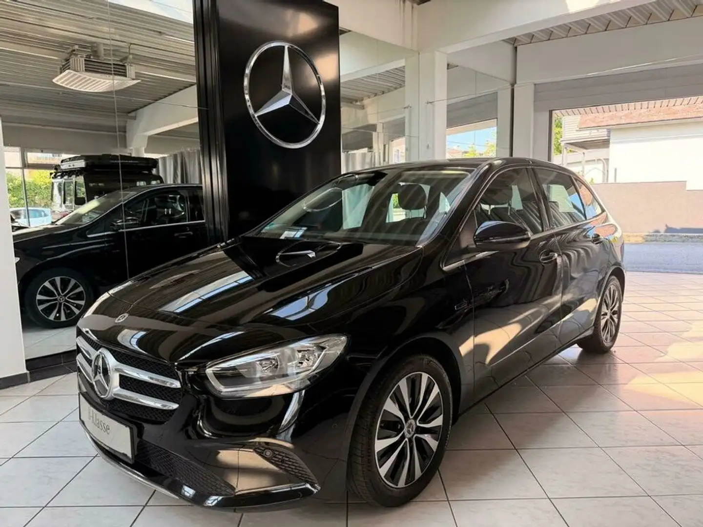 Mercedes-Benz B 250 e - Hybrid AHV KAMERA Schwarz - 1