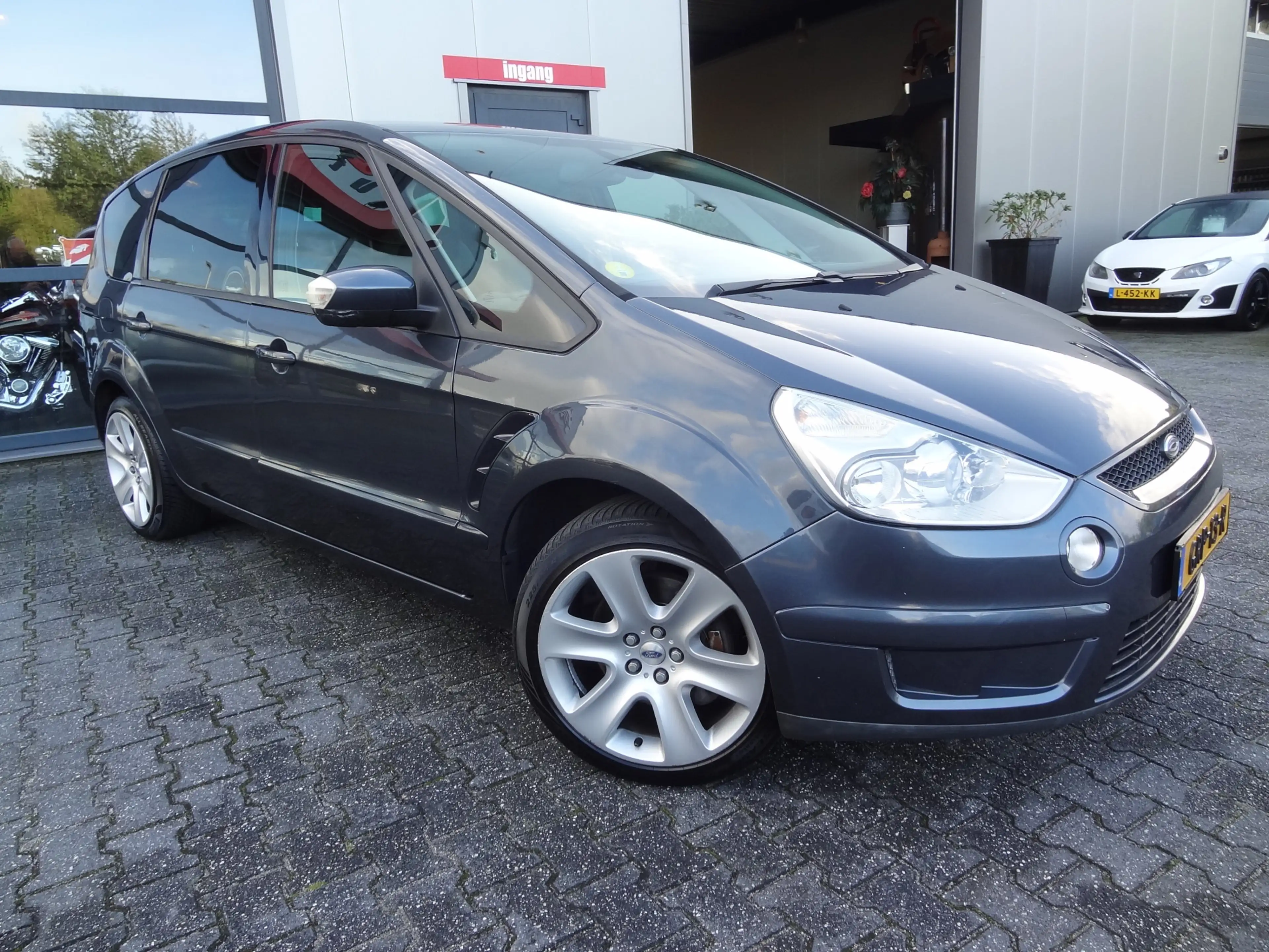 Ford S-Max 2.5-20V Turbo | 7-ZITS | PANORAMADAK | TREKHAAK | — photo 2