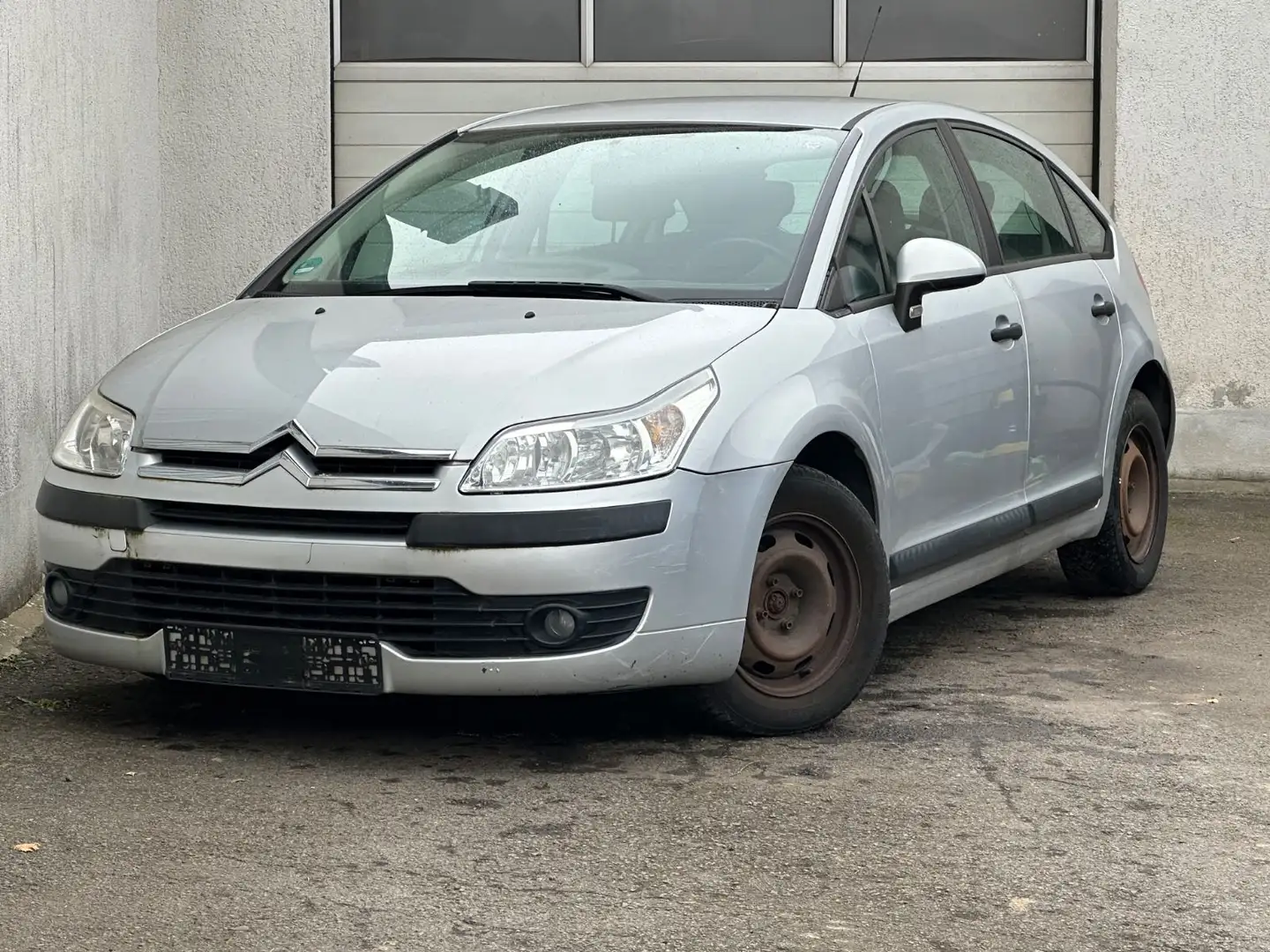 Citroen C4 1.4 Lim. 5-Trg.*KLIMA*TEMPO*ZV* Grau - 1