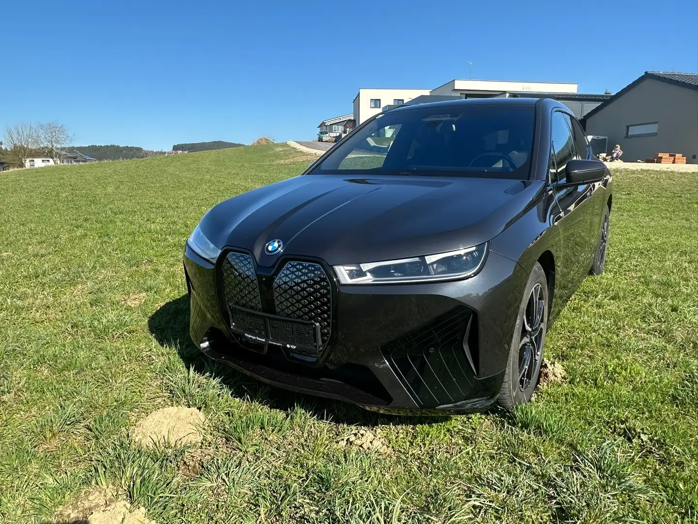 BMW iX xDrive 50 Schwarz - 1