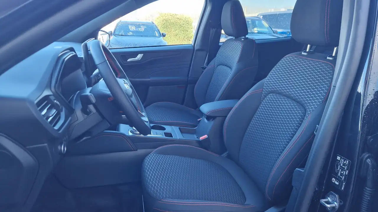 Ford Kuga ST-Line 6