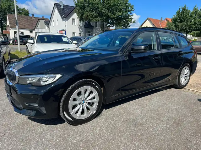 Bmw 330 330d Touring Aut. Sportpaket~Navi~LED~Leder~1 Hand