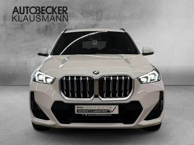 BMW X1 view 5