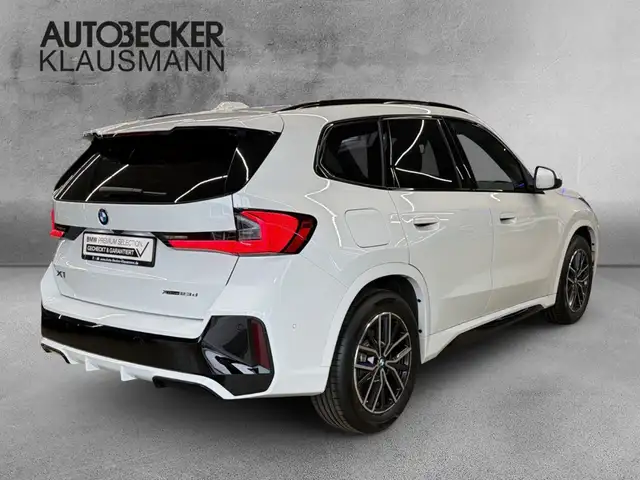 BMW X1 view 2