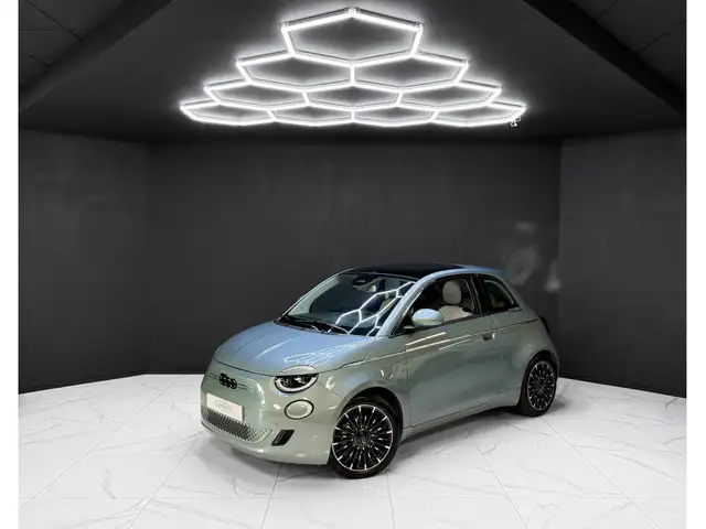 Fiat 500e La Prima  3+1 ACC / CO-Driver 42 kWh
