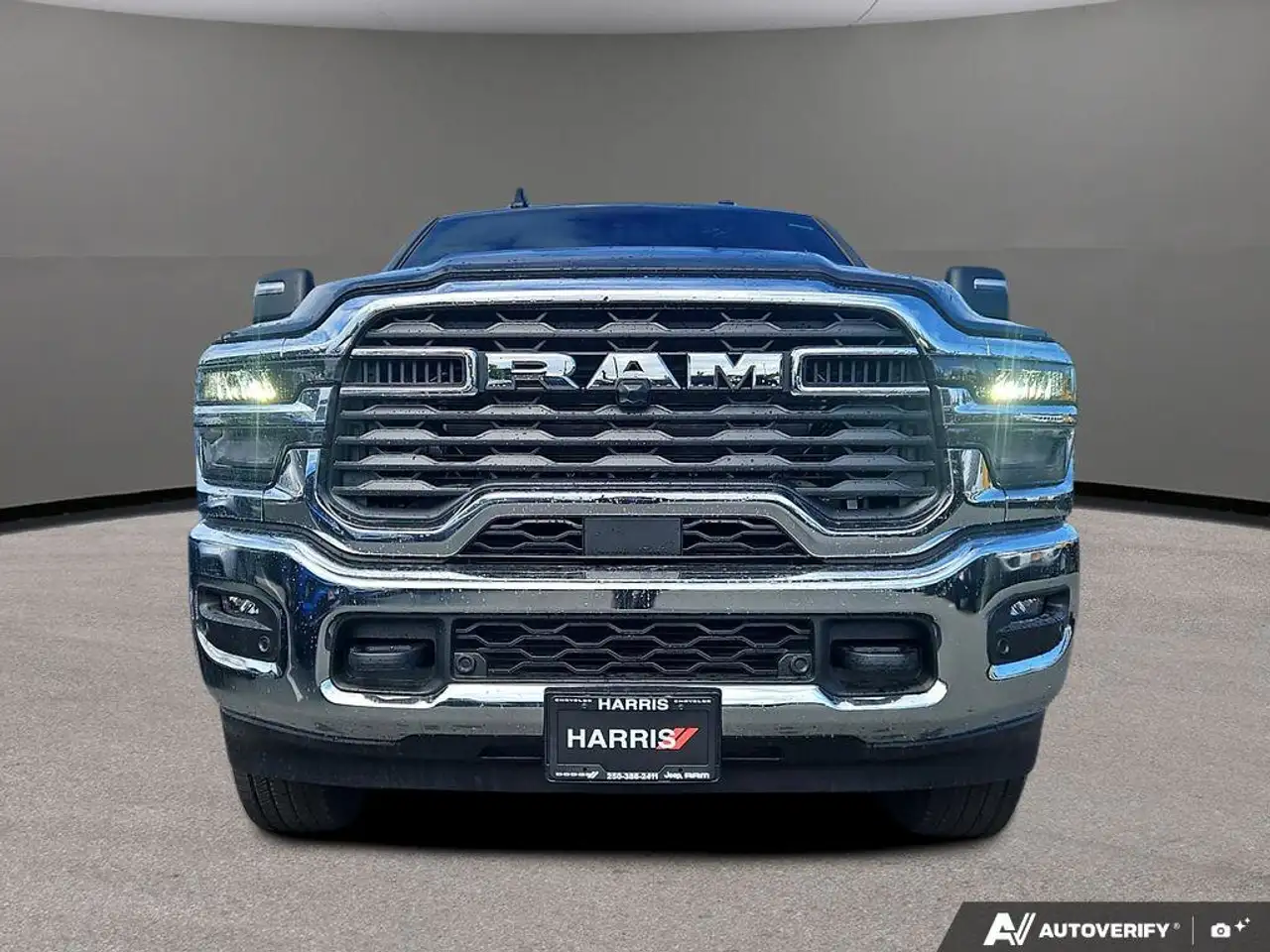 RAM 3500 снимка RAM 3500