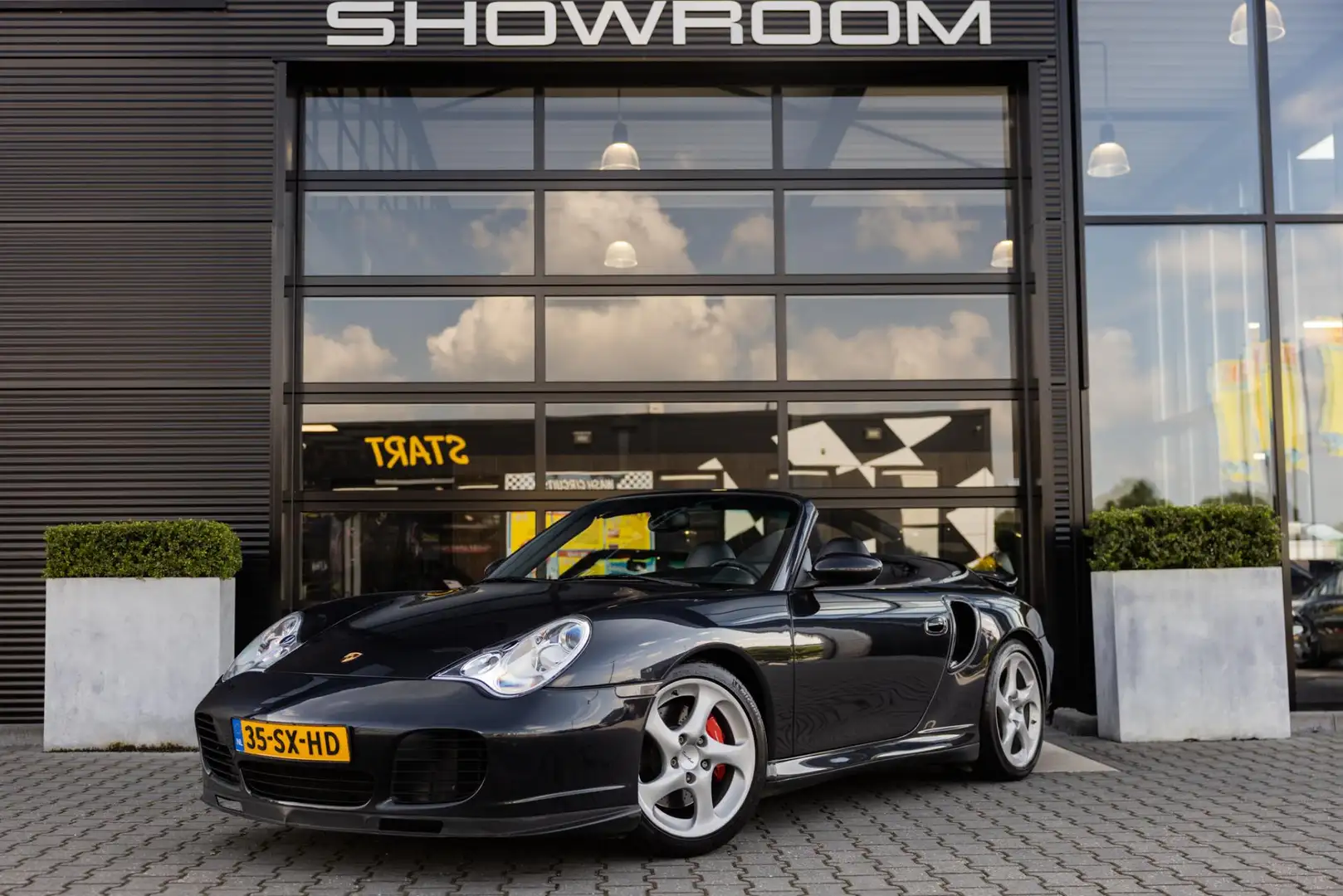 Porsche 996 Cabrio 996 3.6 Turbo, 420 PK, NL Auto, Hardtop! Zwart - 2