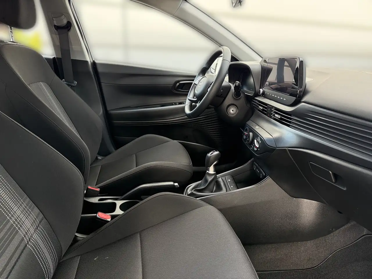 Hyundai Bayon 1.0 T-GDI Select Klima+PDC+Navi+Kamera+ZV+, миниатюра 10