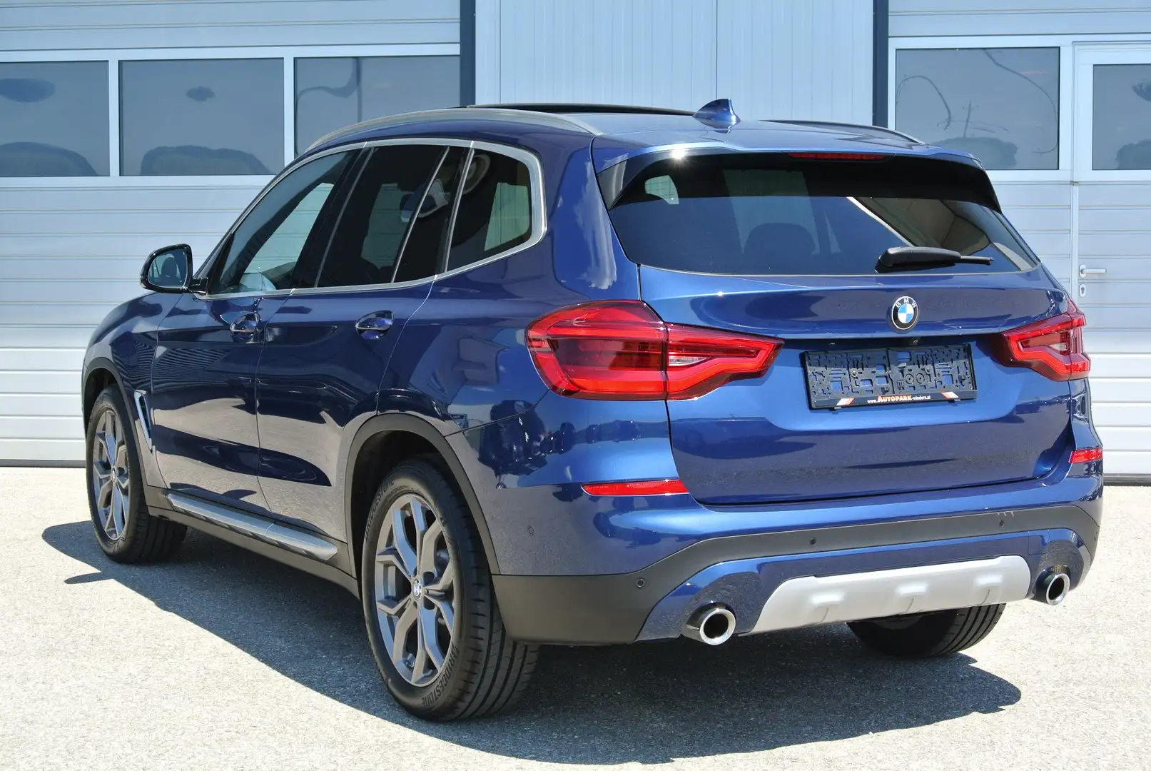 BMW X3 xDrive 20 d xLine Aut. * LEDER * PANO * KAMERA Blau - 2