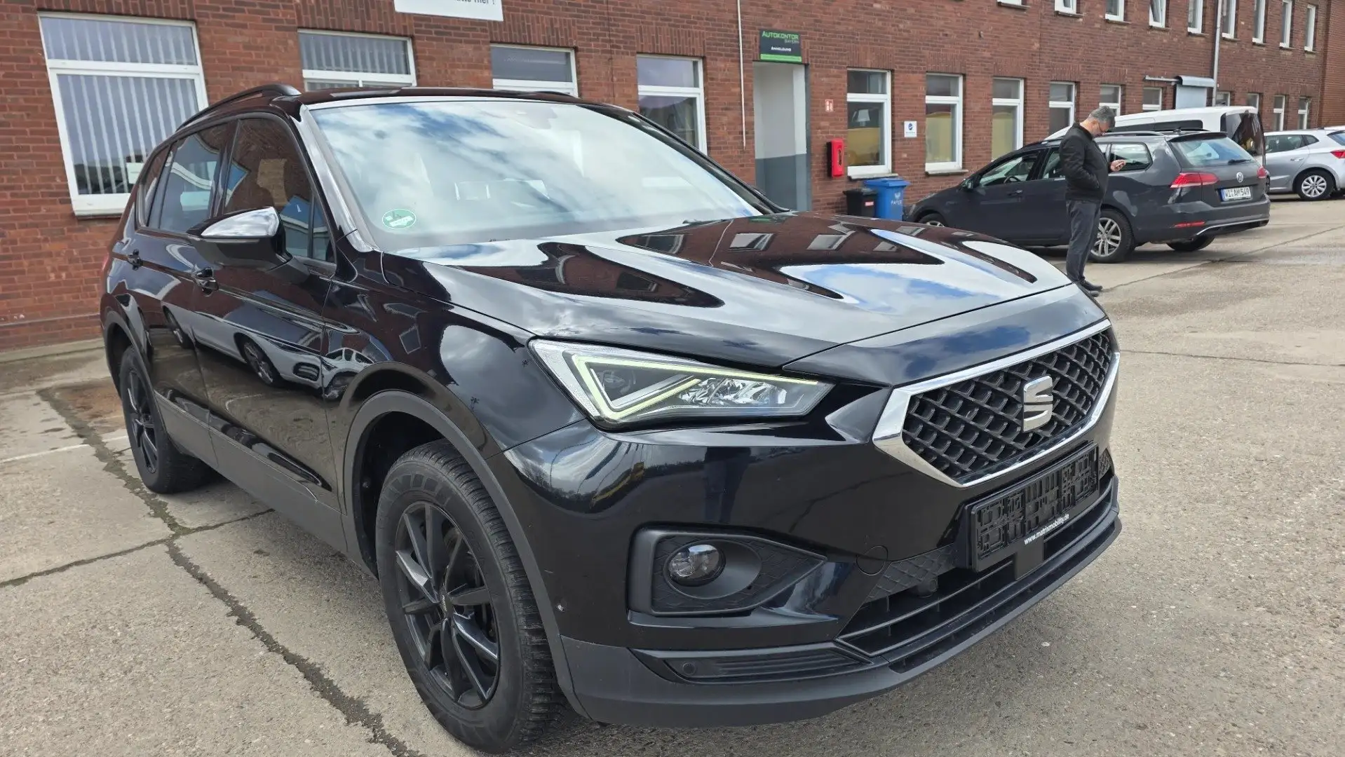 SEAT Tarraco Style 4Drive DSG 7-SITZER Schwarz - 2