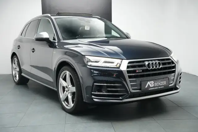 Audi SQ5 main image