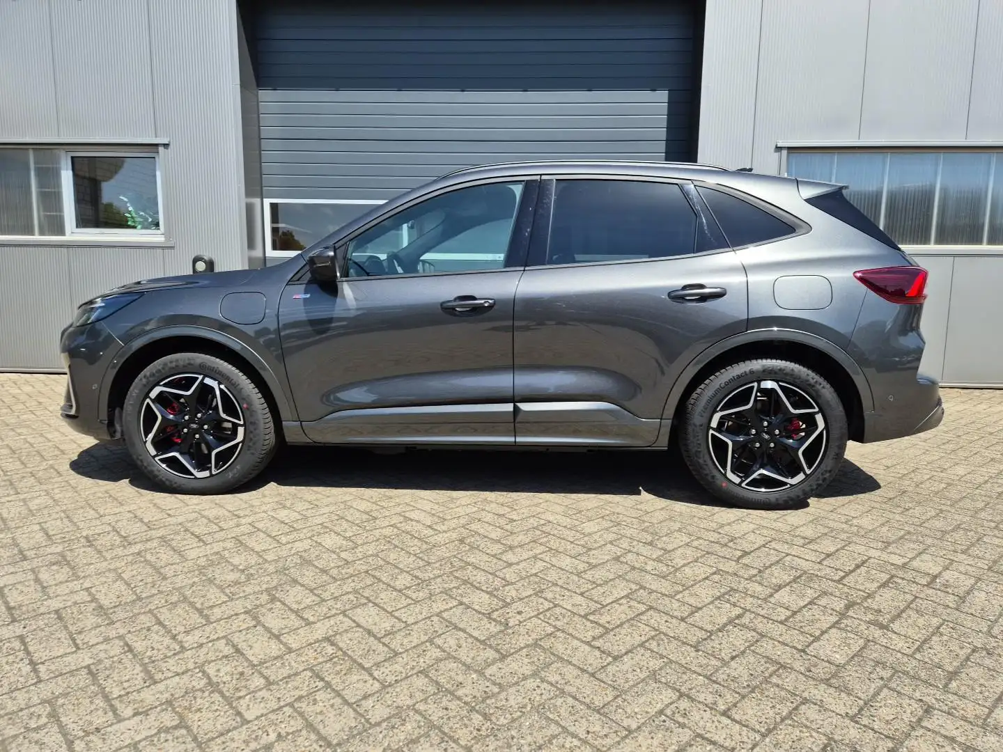 Ford Kuga ST-Line X 243PS PHEV Automatik Matrix-LED elekt... Grau - 2