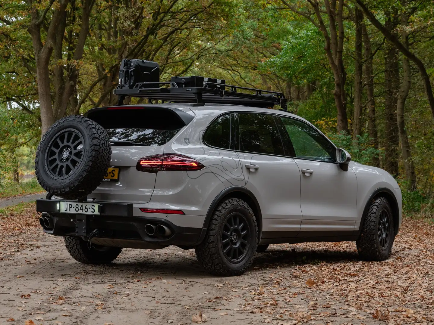 Porsche Cayenne 3.0 S E-Hybrid | luchtver | panoram | trekhaak Beige - 2