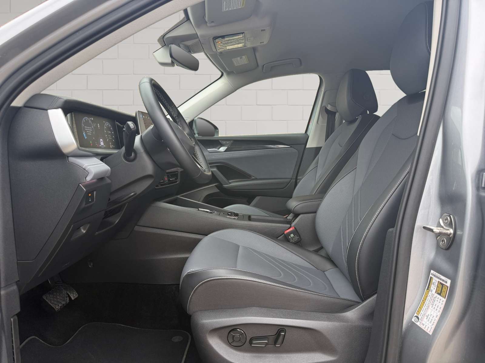 used 2026 Volkswagen Tiguan car, priced at $37,905
