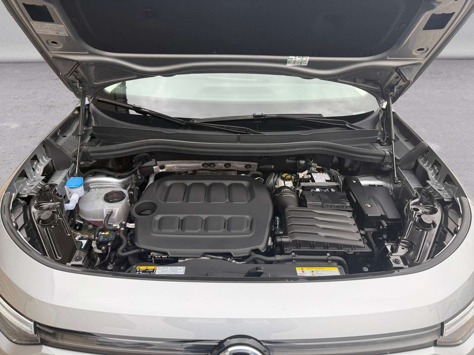 used 2026 Volkswagen Tiguan car, priced at $37,905