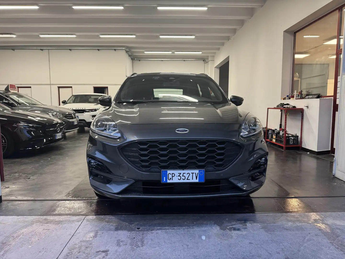 Ford Kuga Kuga III 2020 2.5 phev ST-Line 2wd 225cv cvt Gris - 2