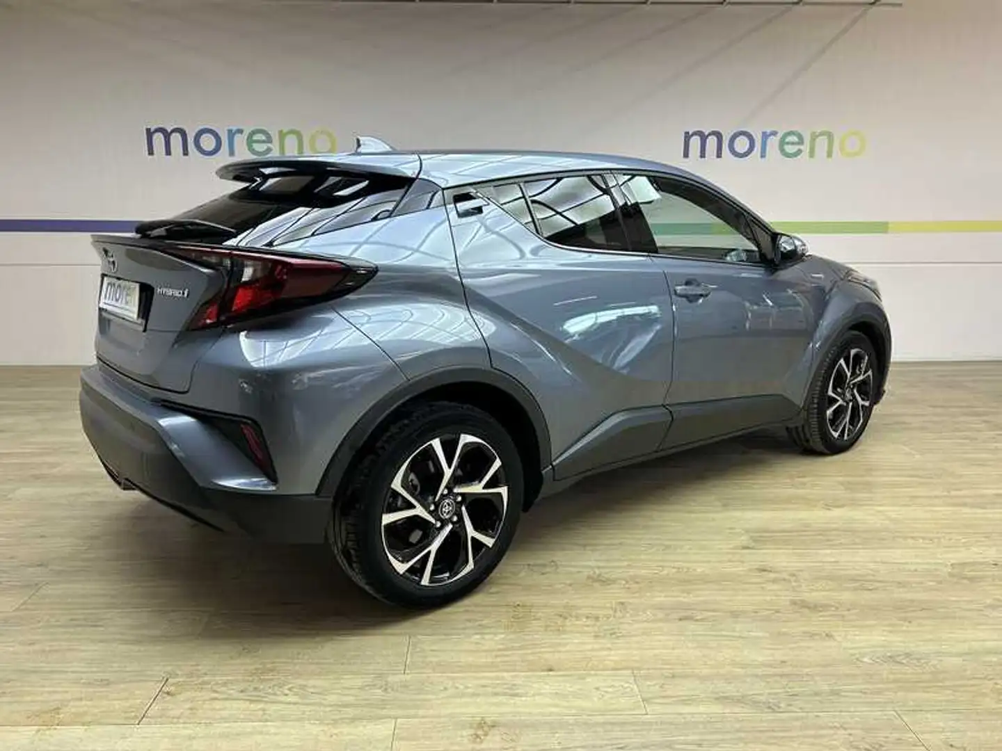 Toyota C-HR 1.8H Trend 2WD ECVT Gris - 2