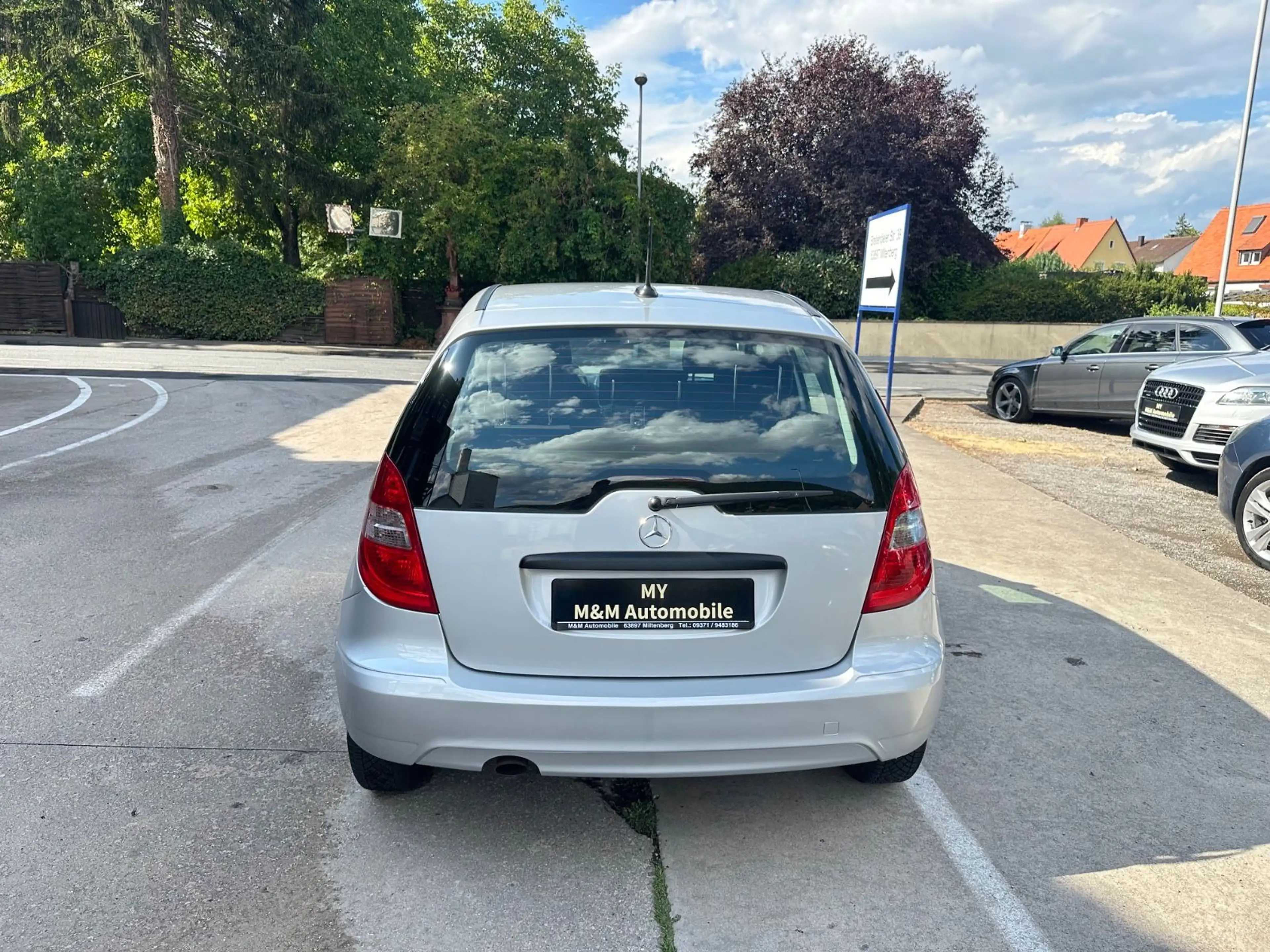 Mercedes-Benz A 180 5-türig/Sitzheizung/Klimaautomatik/2.Hand. — photo 6