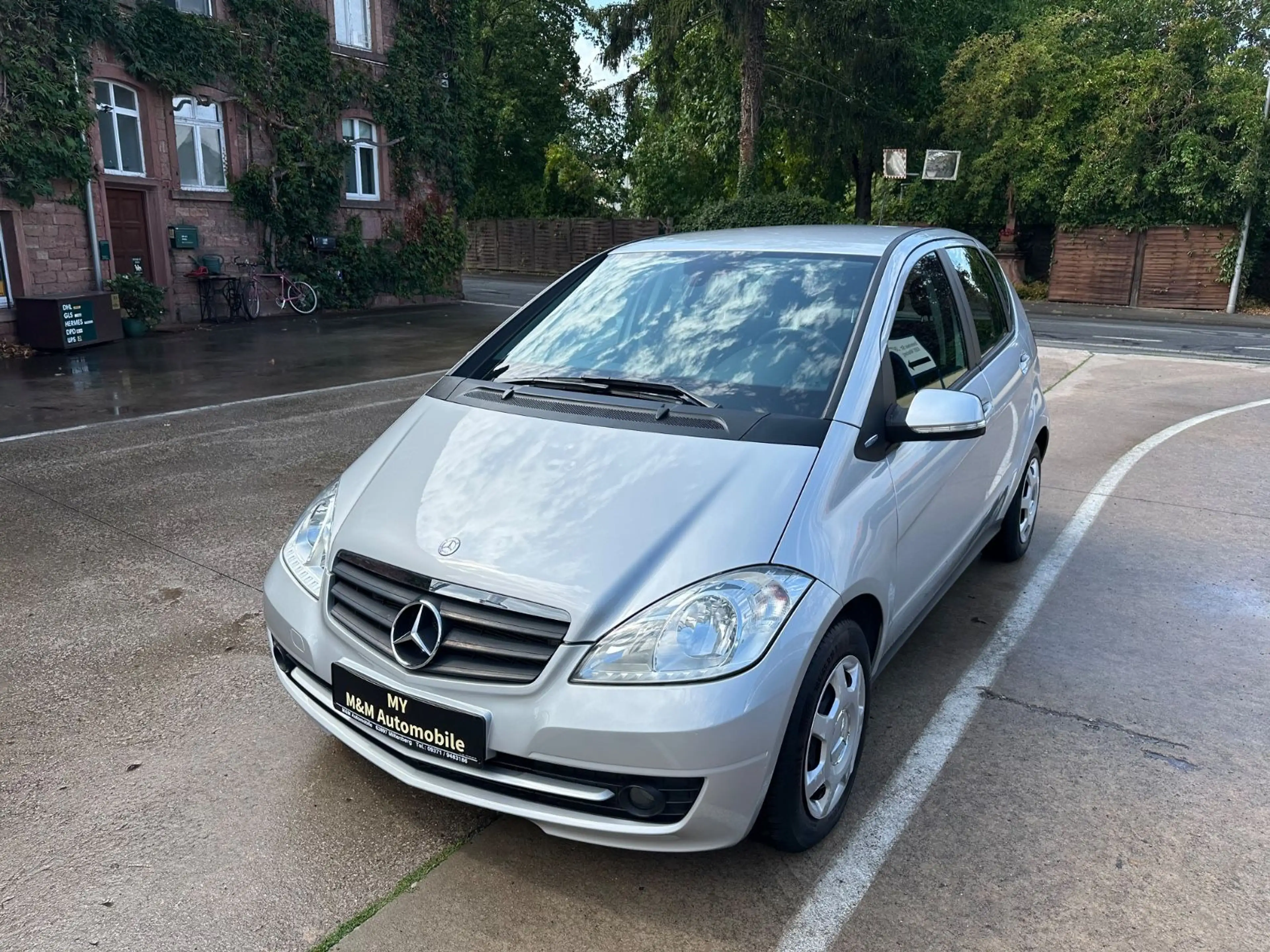 Mercedes-Benz A 180 5-türig/Sitzheizung/Klimaautomatik/2.Hand. — photo 12