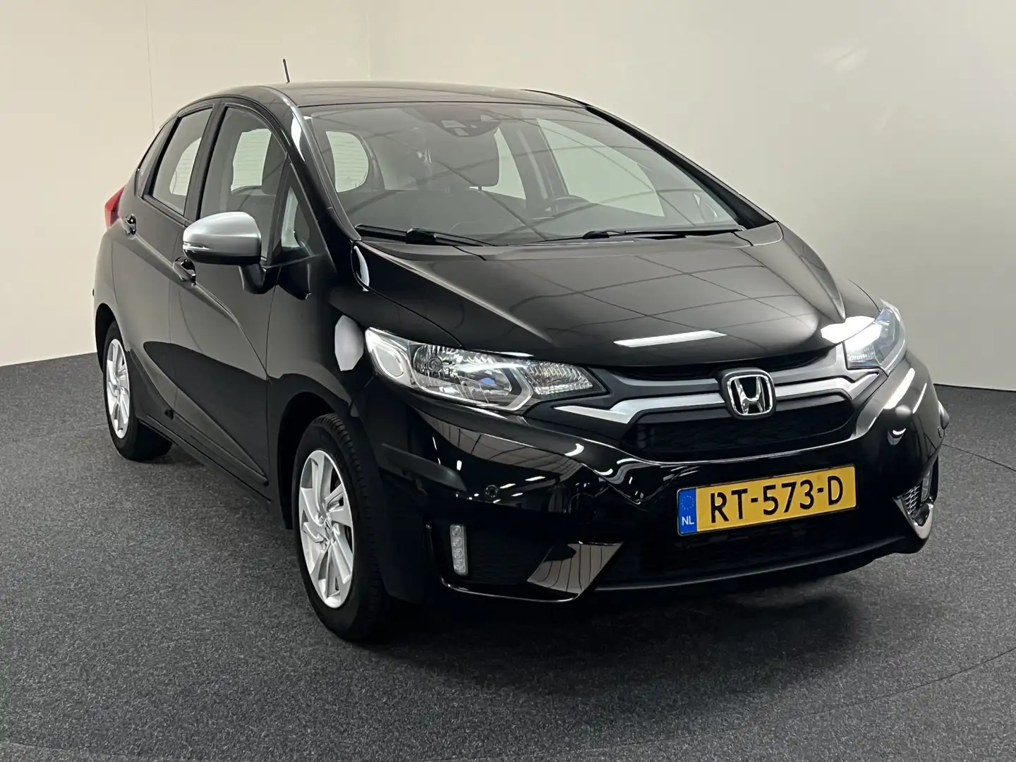 Honda Jazz 1.3 i-VTEC Comfort 1e eigenaar / Stoelverw. / PDC Zwart - 2