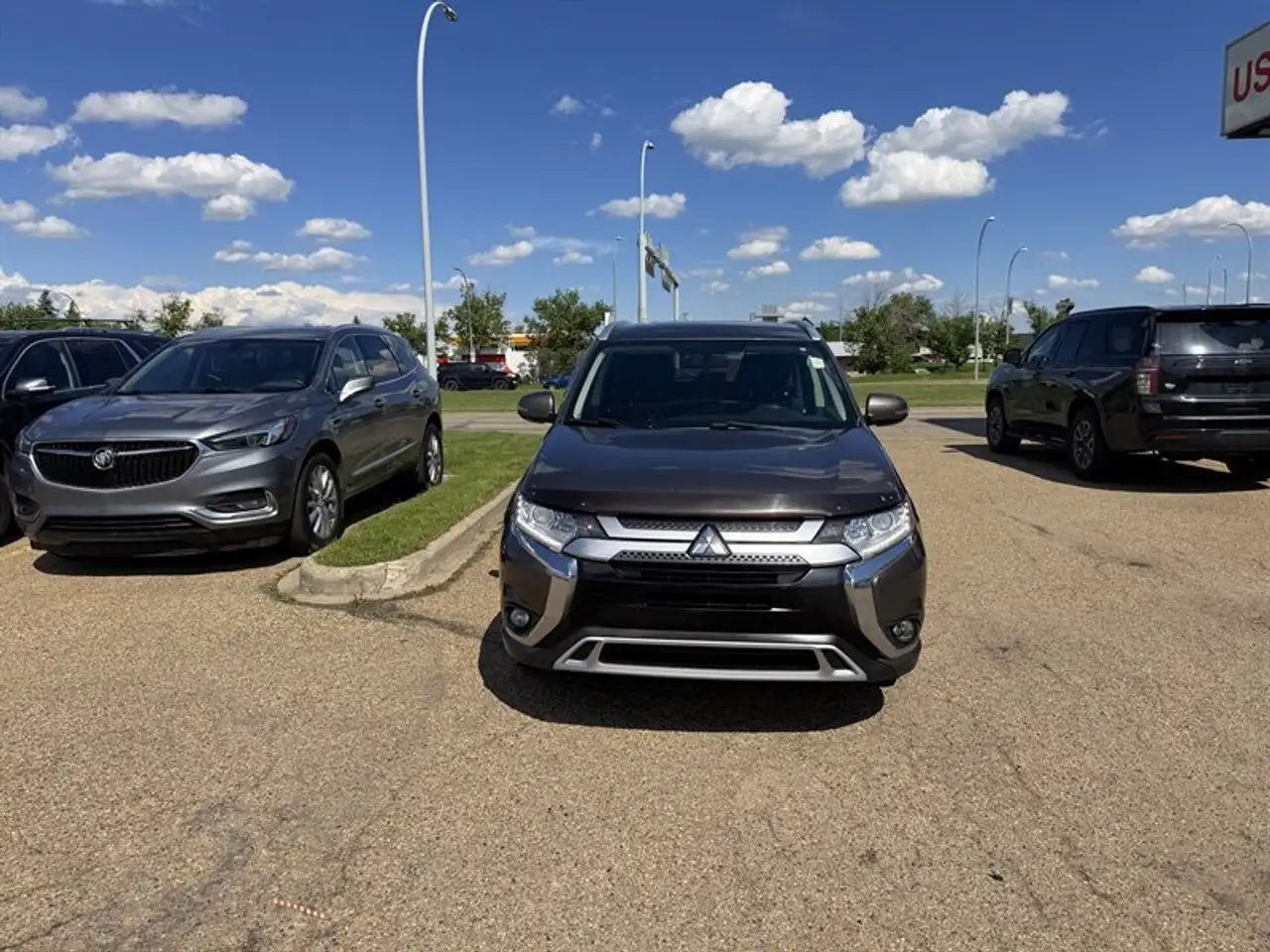 Mitsubishi Outlander снимка Mitsubishi Outlander