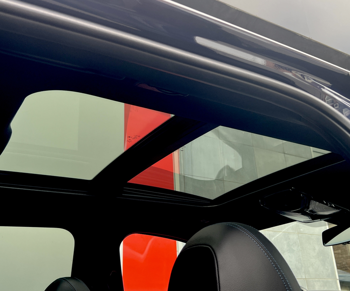 BMW 318 iA Pack //M Performance✅GARANTIE 1an✅Toit Ouvrant — photo 11
