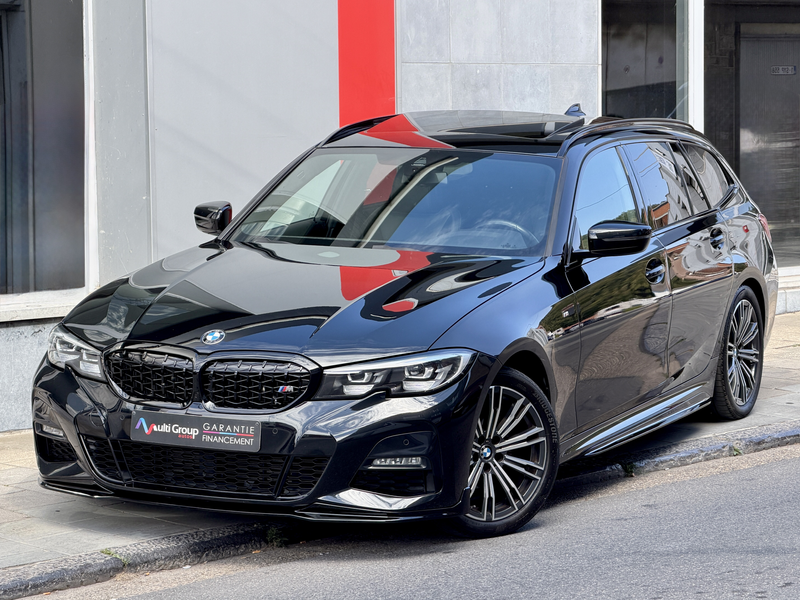 BMW 318 iA Pack //M Performance✅GARANTIE 1an✅Toit Ouvrant