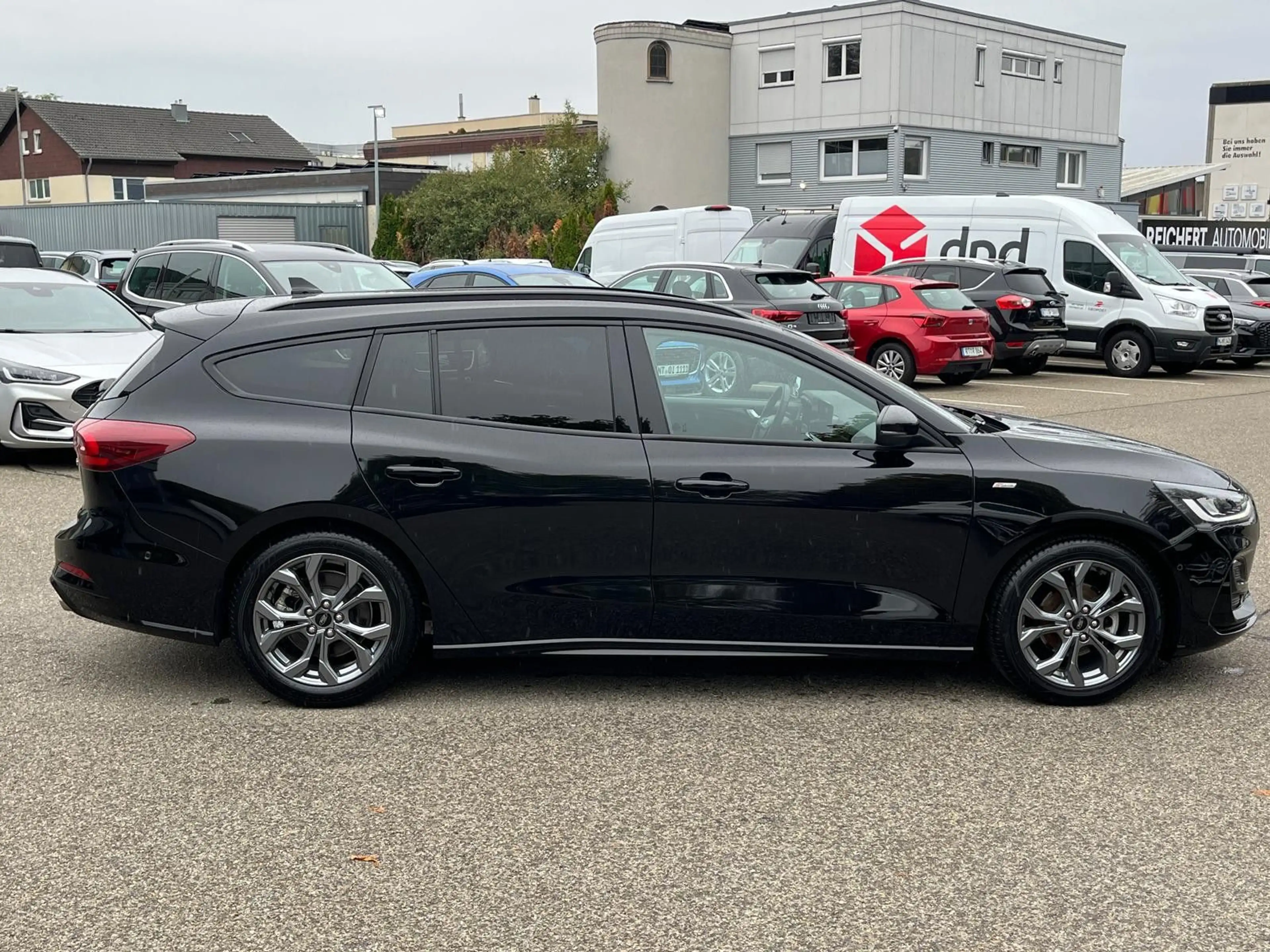 Ford Focus Turnier ST-Line 155PS Automatik — photo 8