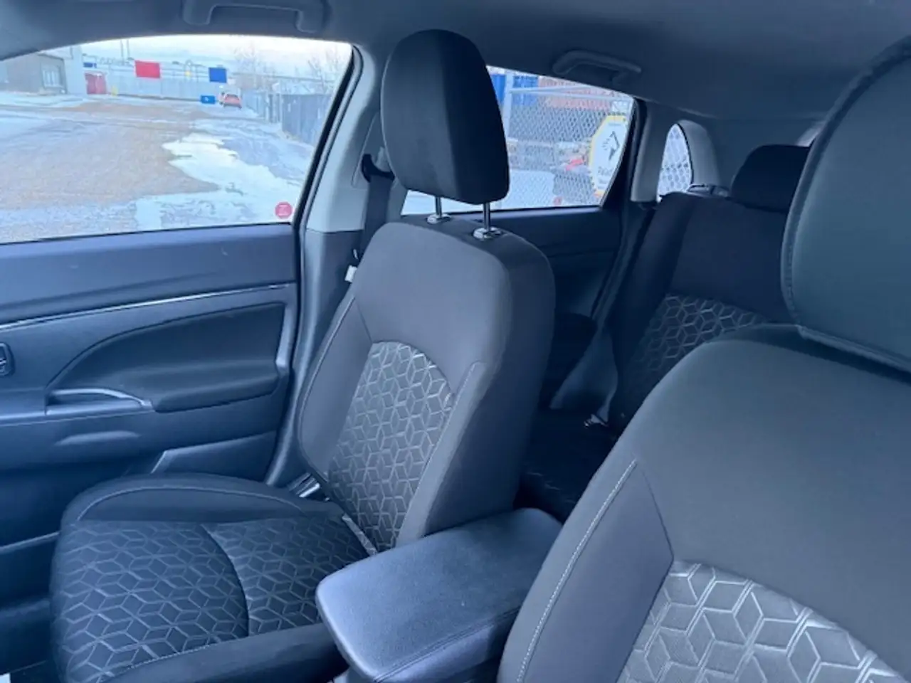 Mitsubishi RVR снимка Mitsubishi RVR