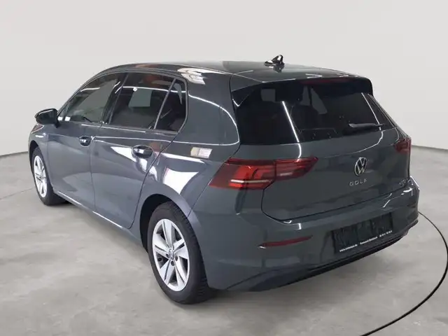 Volkswagen Golf view 5