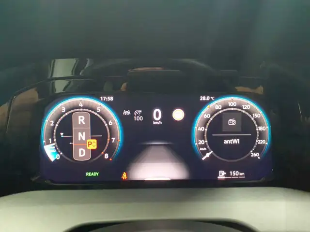 Volkswagen Golf view 11