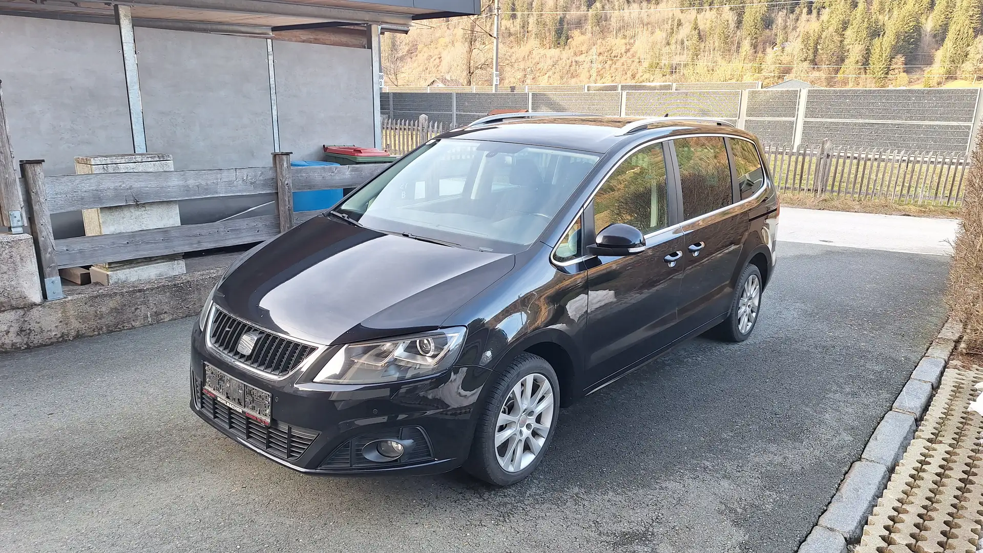 SEAT Alhambra Alhambra Family 2,0 TDI CR DPF Family Schwarz - 1