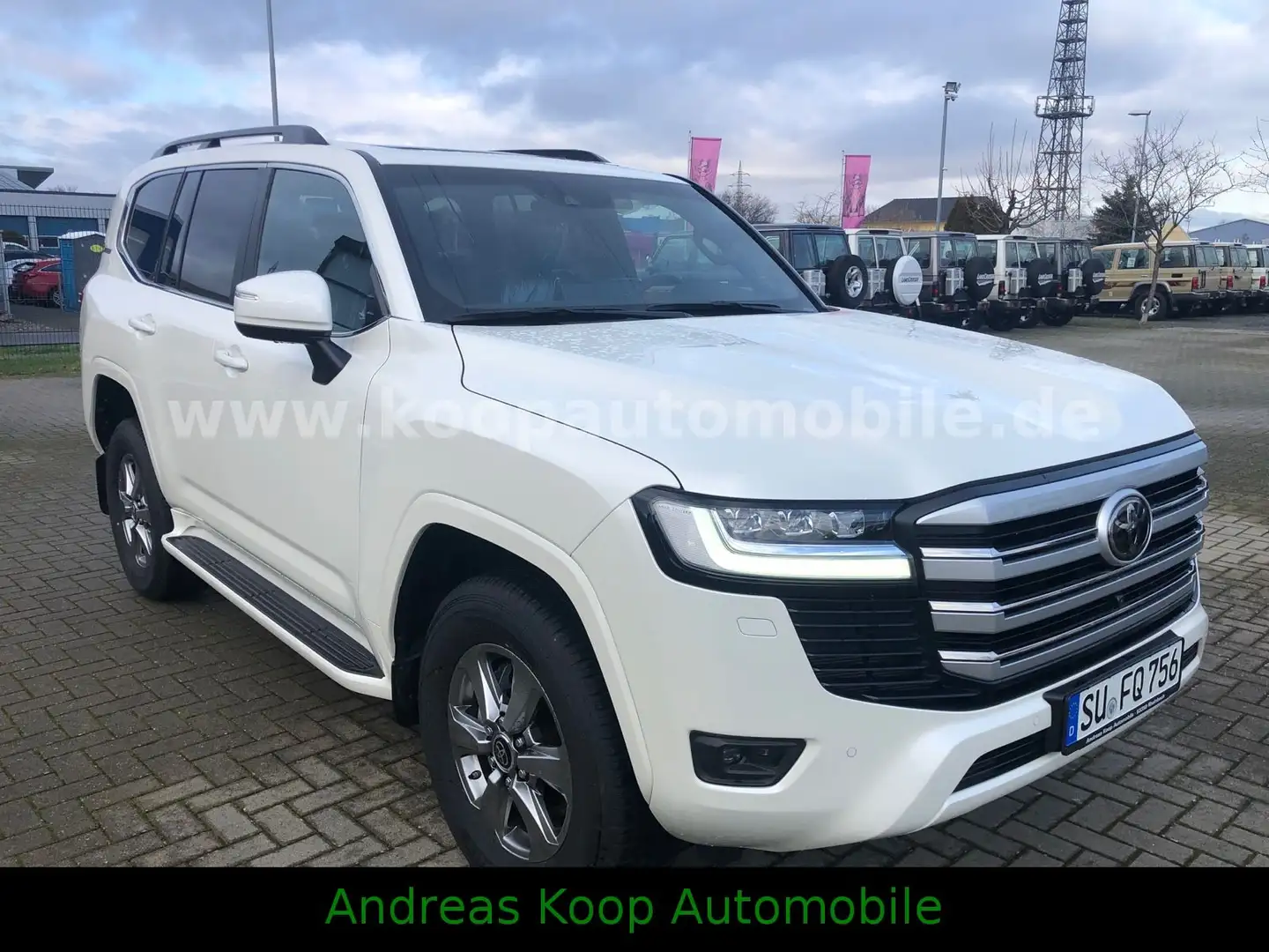 Toyota Land Cruiser 300 70th Anniversary 3,3D V6 7-Sitze Sofort Weiß - 2