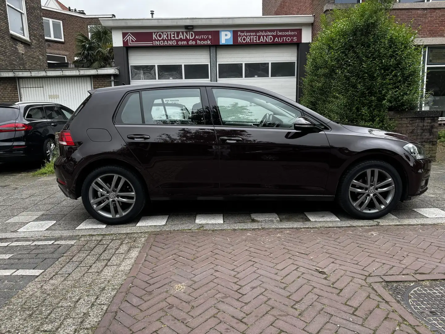 Volkswagen Golf 1.0 TSI Trendline l Clima l Carplay l Parkeersenso Rouge - 2