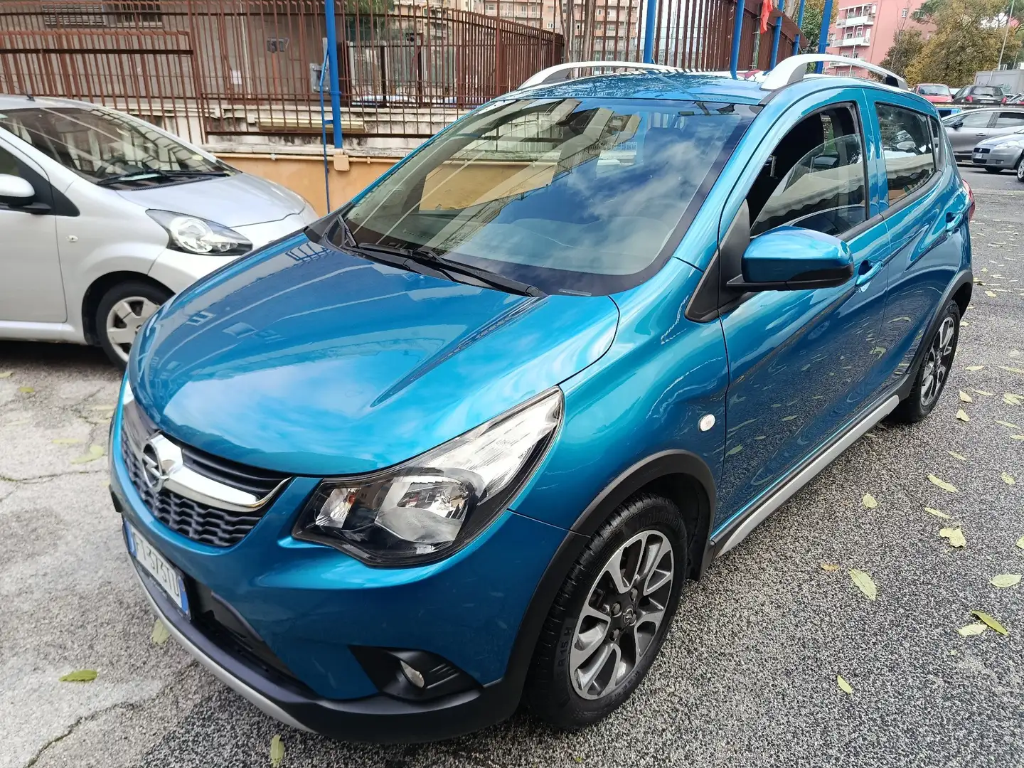 Opel Karl Karl 1.0 Rocks 73cv my19 Blue - 1