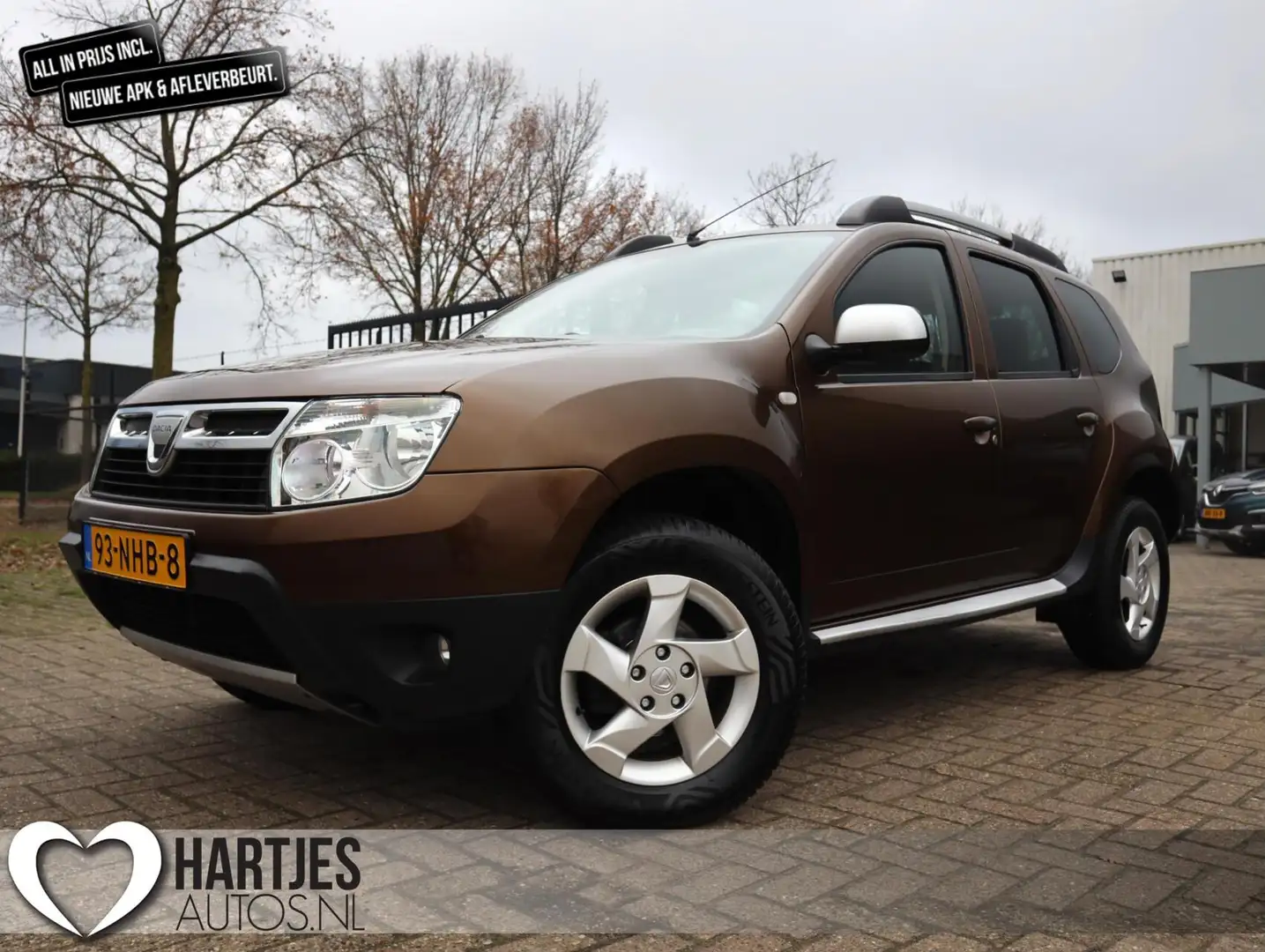 Dacia Duster 1.6 Lauréate (Vol-Opties!) Youngtimer NL-auto Bruin - 1