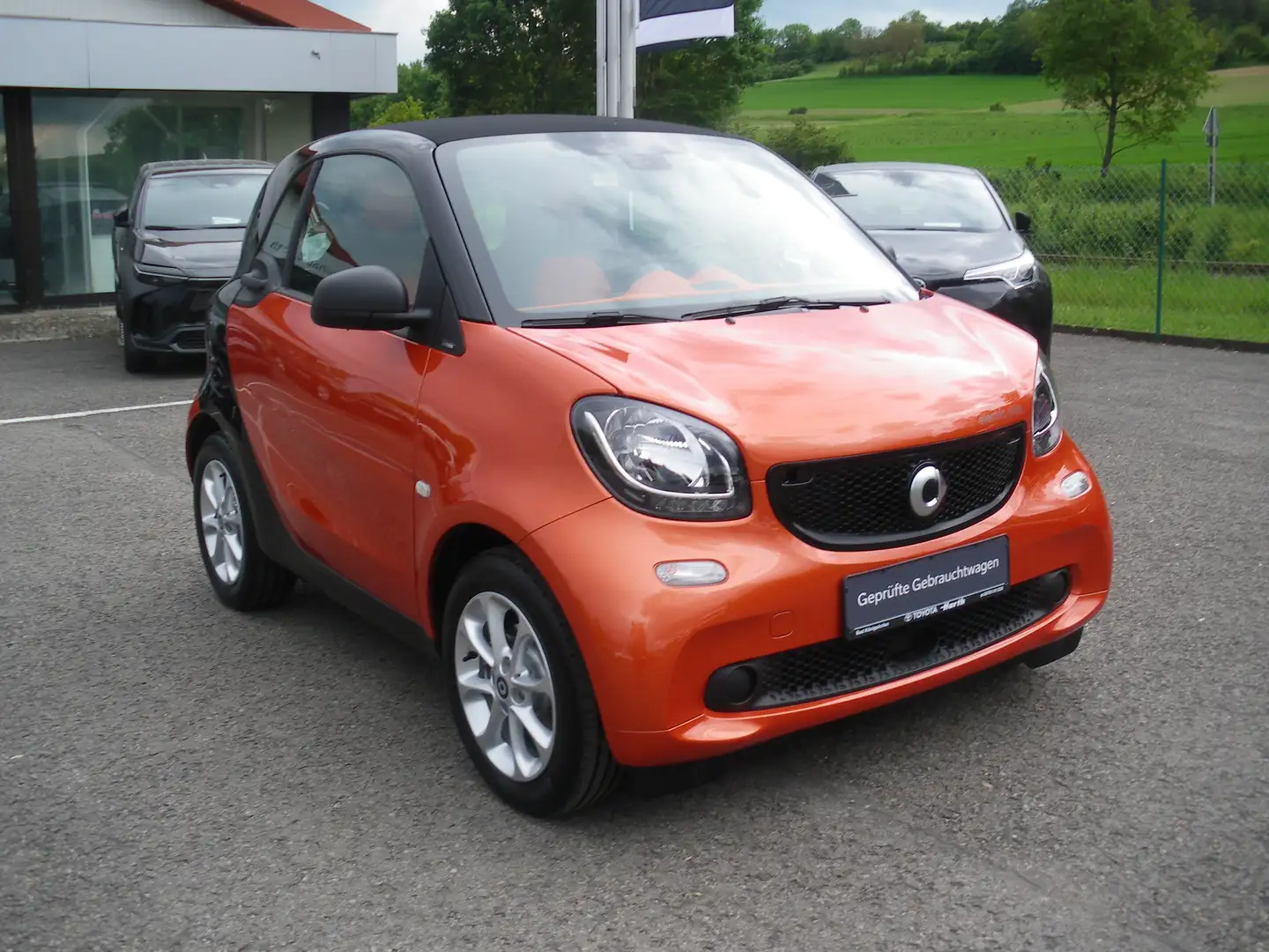 smart forTwo coupe electric drive Orange - 1