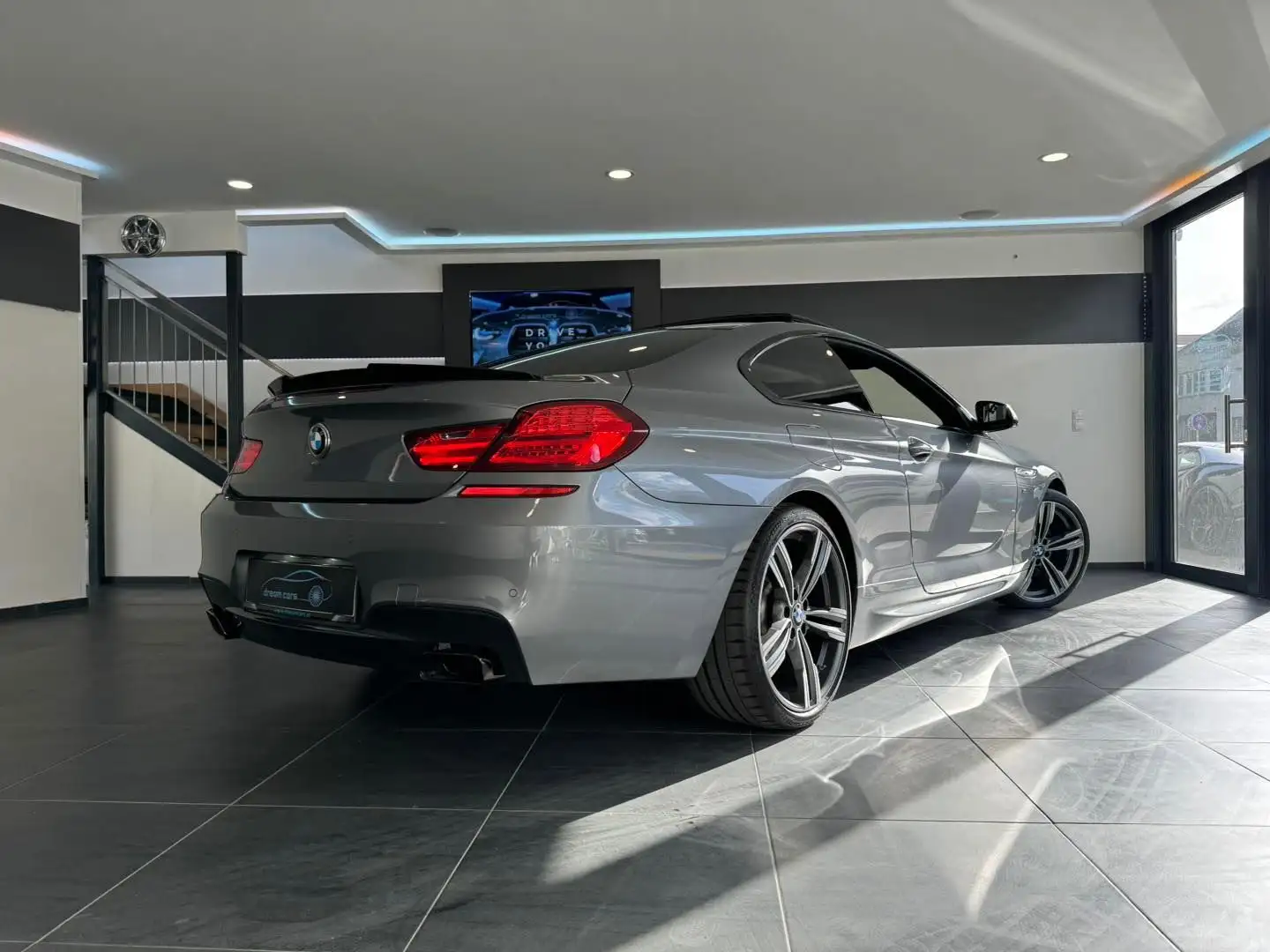 BMW 640 6er-Reihe Coupé Allrad Diesel (F13)  xDrive C /// Grey - 2