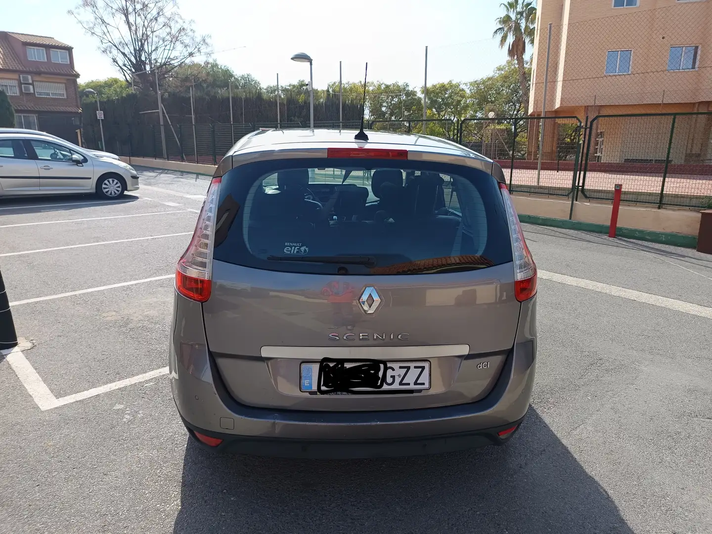 Renault Grand Scenic Scénic+2.0dCi+Bose+Edition+Aut.+Bose+Edtition Plateado - 2