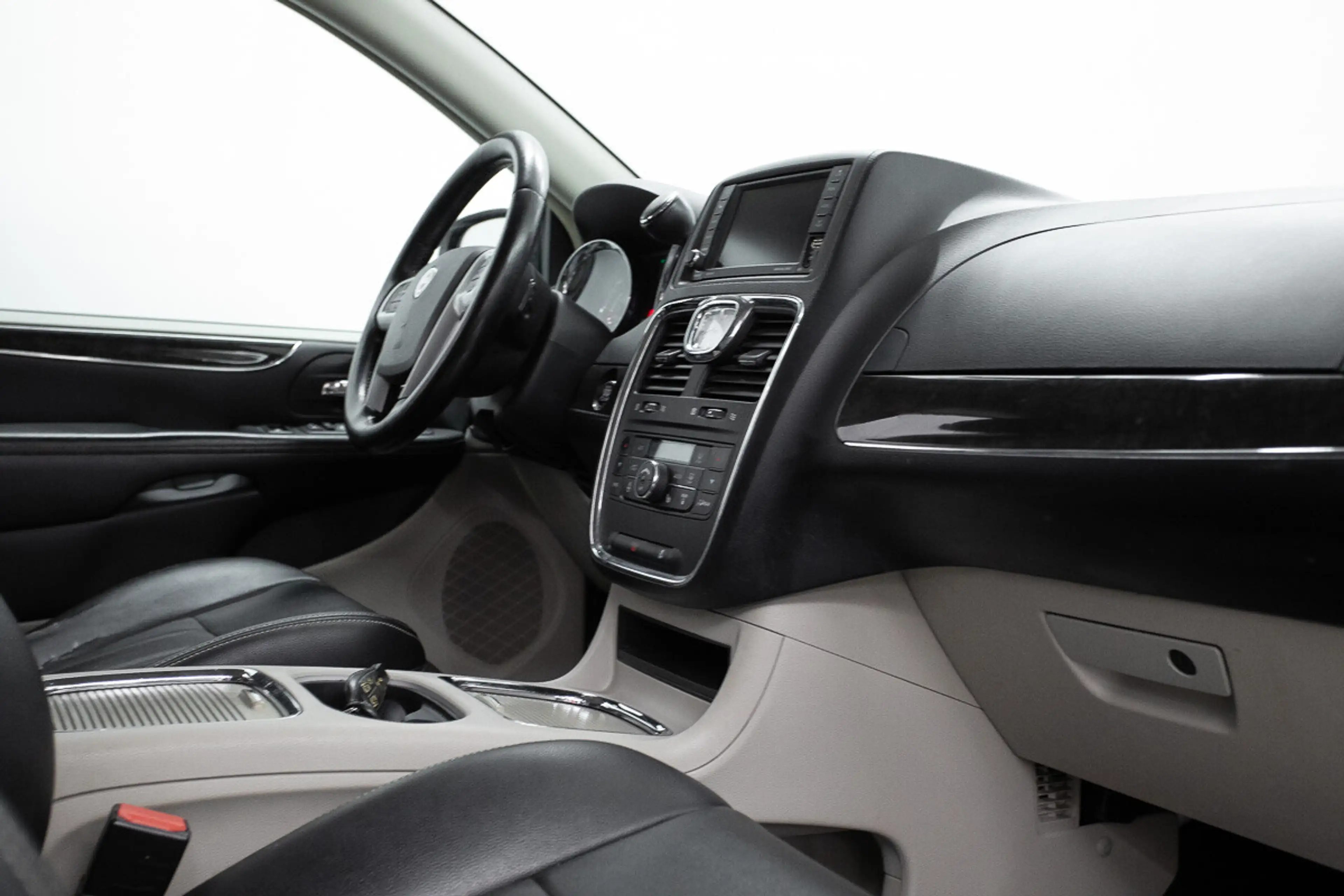 Lancia Voyager 2,8 CRD Gold — photo 7