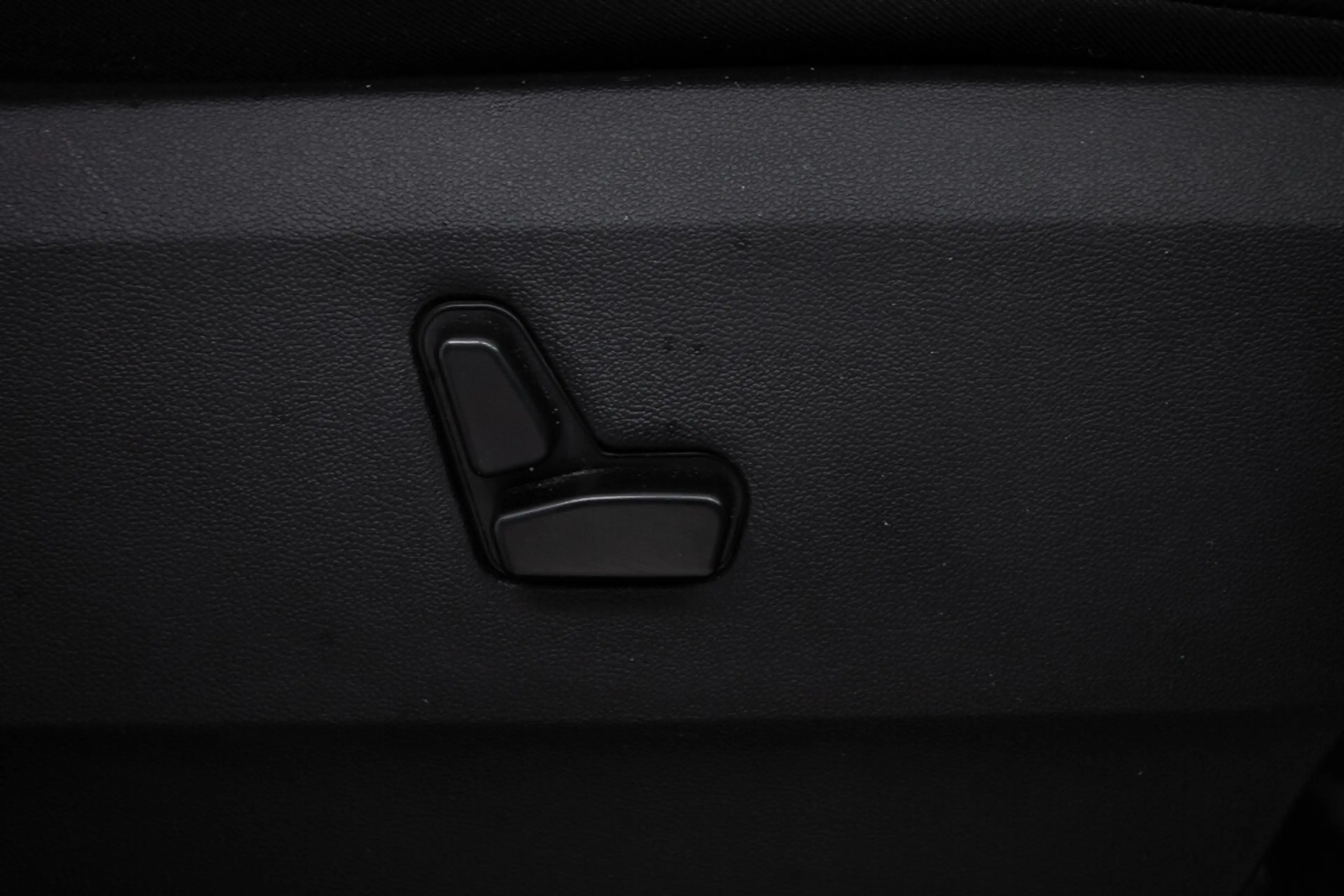 Lancia Voyager 2,8 CRD Gold — photo 11