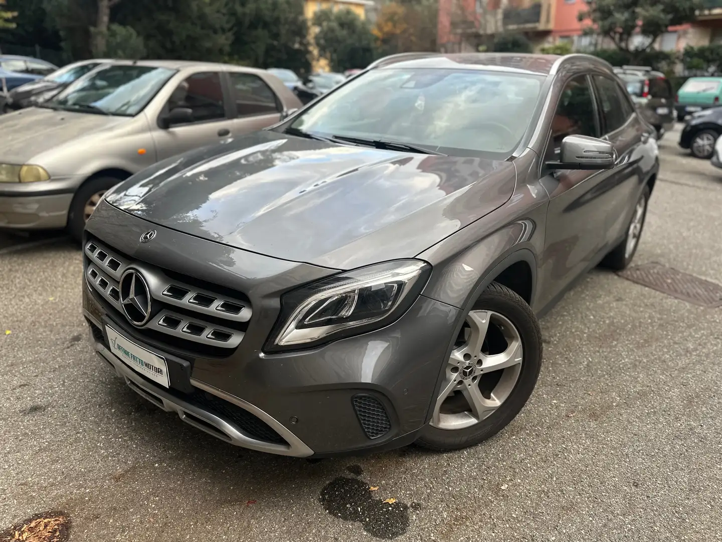Mercedes-Benz GLA 220 d Sport 4matic auto Gris - 1