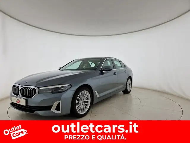 BMW 530 530d mhev 48v luxury auto