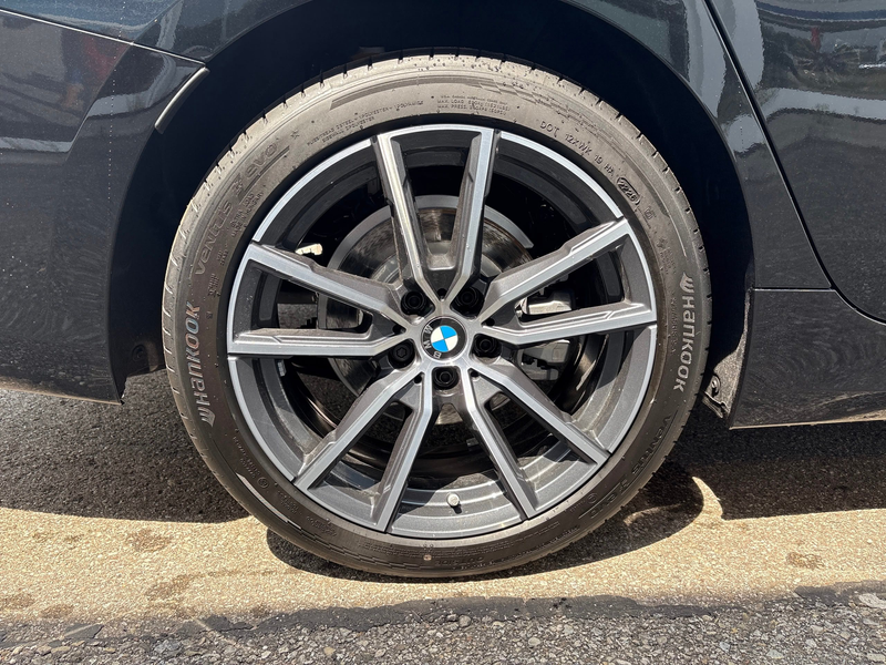 BMW 318 i Touring DAB Tempomat Parkassistent Shz — photo 14