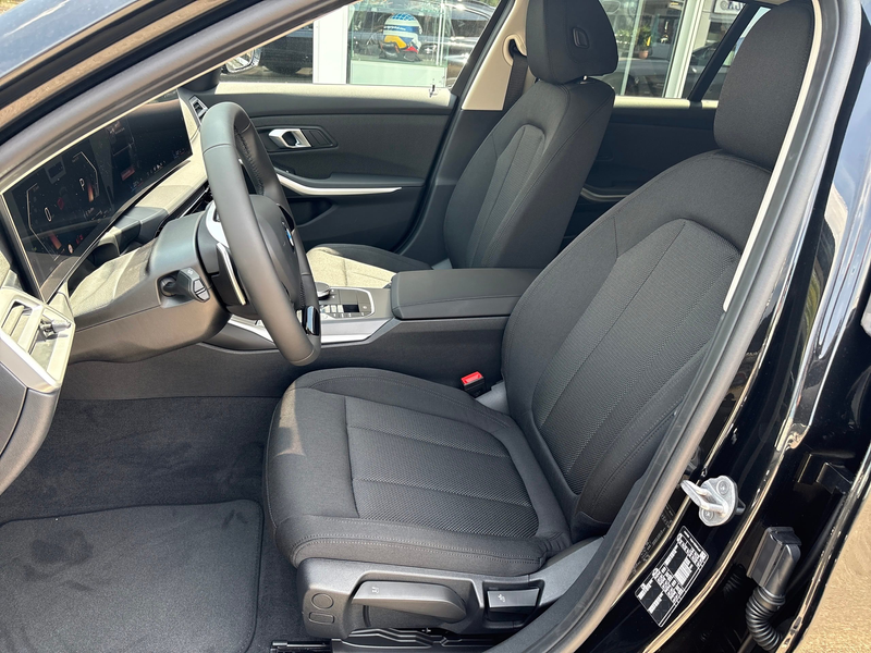 BMW 318 i Touring DAB Tempomat Parkassistent Shz — photo 10